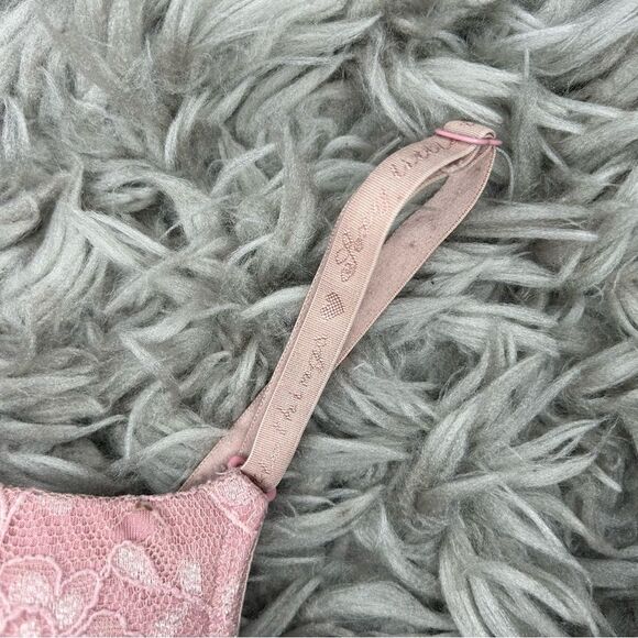 Victoria’s Secret Sexy Little Things pink lace push up bra size 34B - Picture 3 of 7